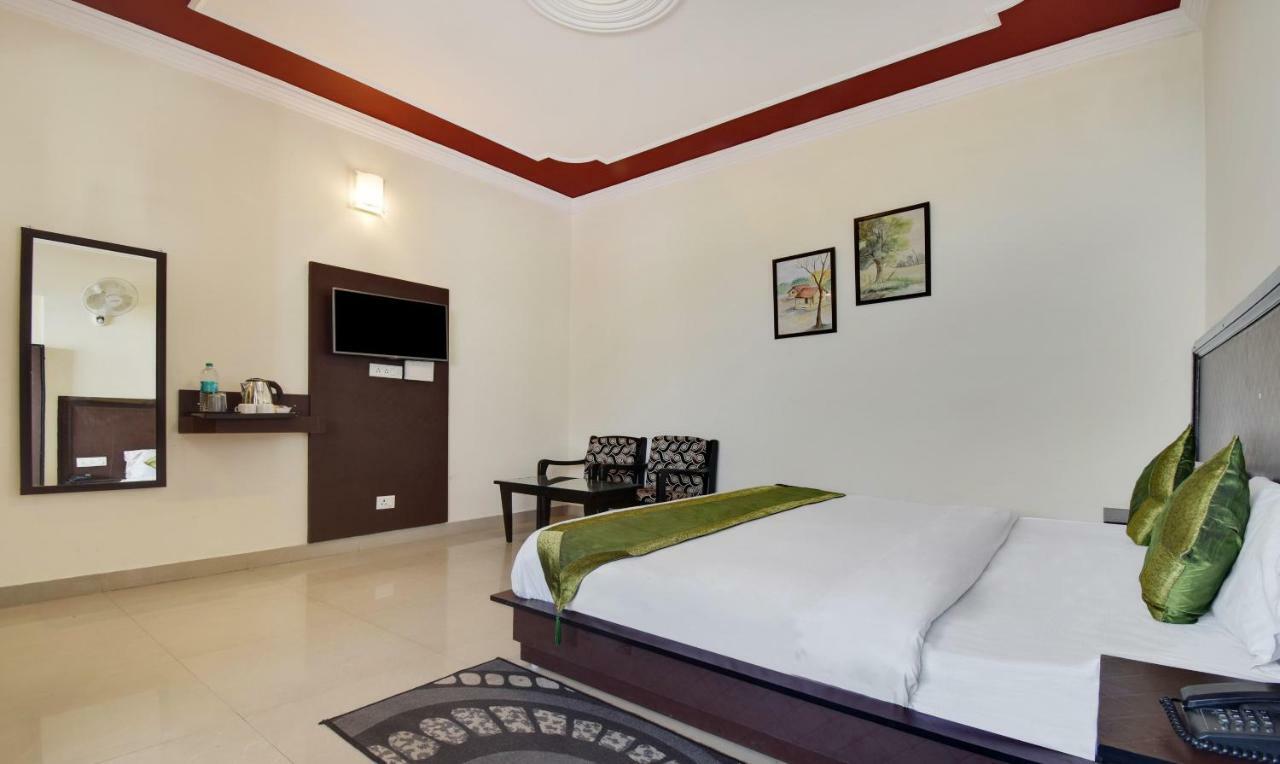 Treebo Trend Mayur Masuri Exterior foto