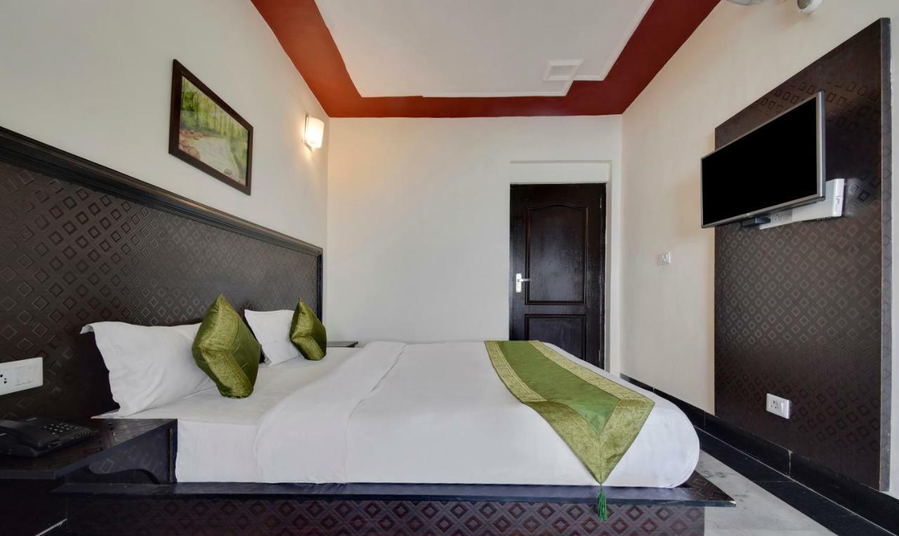 Treebo Trend Mayur Masuri Exterior foto