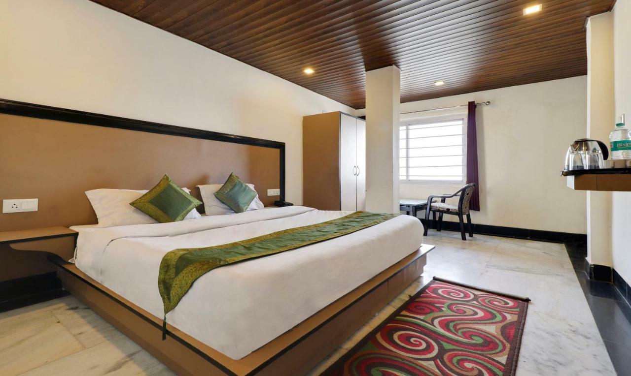 Treebo Trend Mayur Masuri Exterior foto