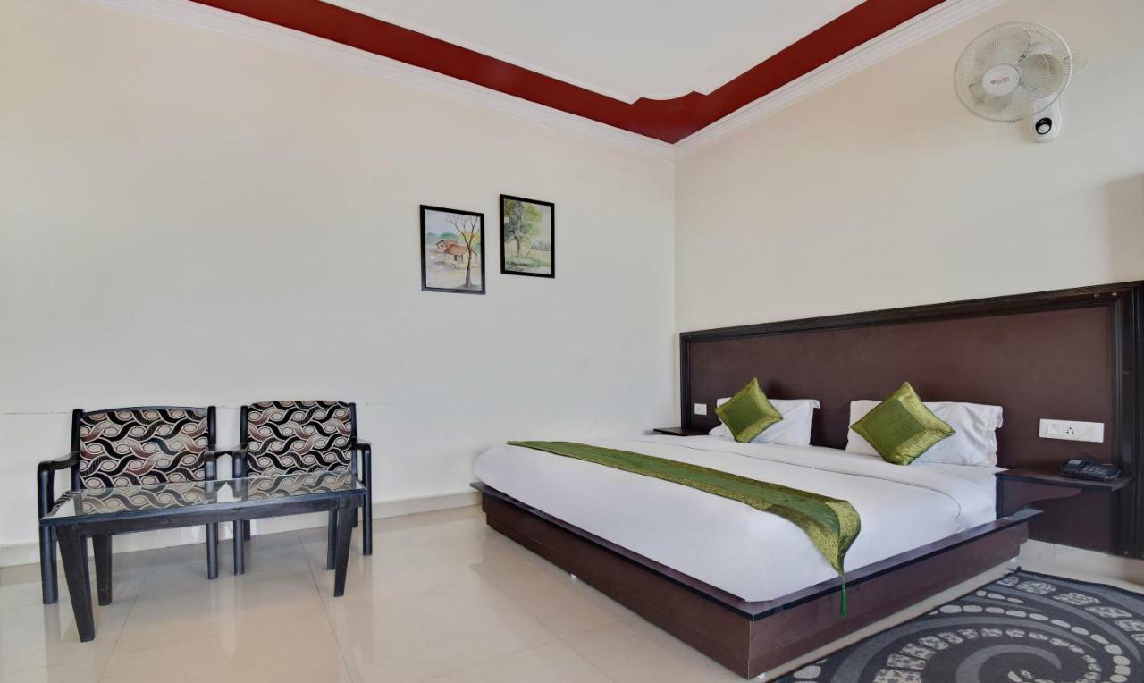 Treebo Trend Mayur Masuri Exterior foto